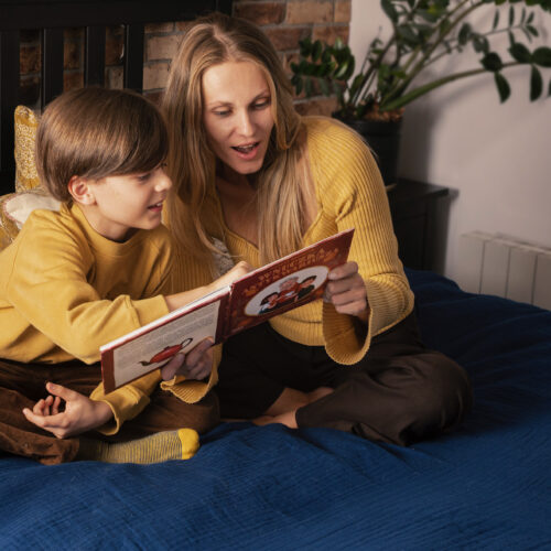 Jak czytanie książek zaspokaja potrzeby dziecka?
