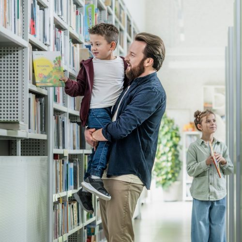 Ambicje, idźcie spać. Czyli dlaczego dzieci wolą proste fabuły od klasyki i czemu to dobra wiadomość